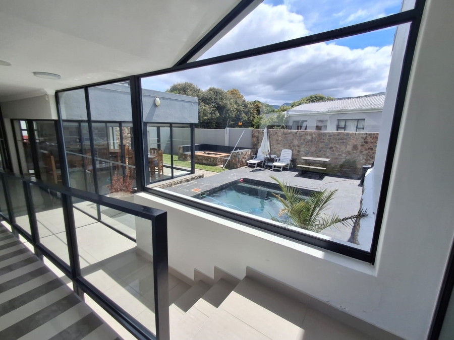 Commercial Property for Sale in Sandbaai Western Cape